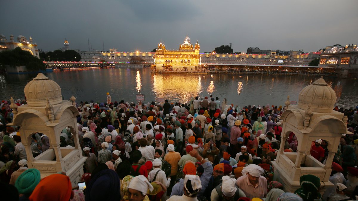Golden Temple illuminated as devotees mark 422nd Parkash Purab