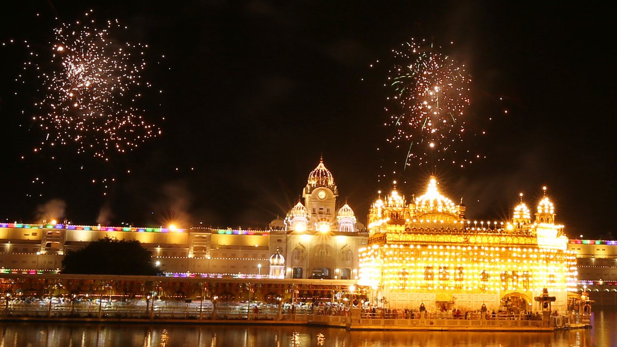 Fireworks light up Golden Temple on Parkash Purab