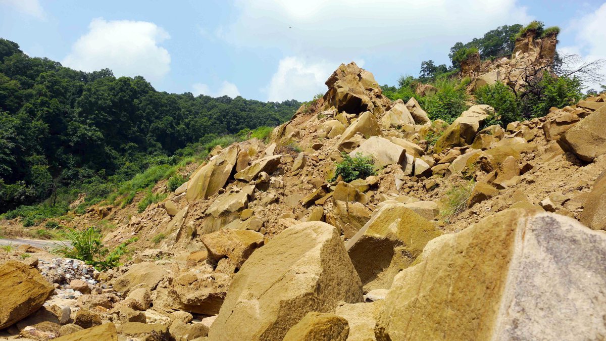 Landslide hits Mansa Devi Hill in Haridwar
