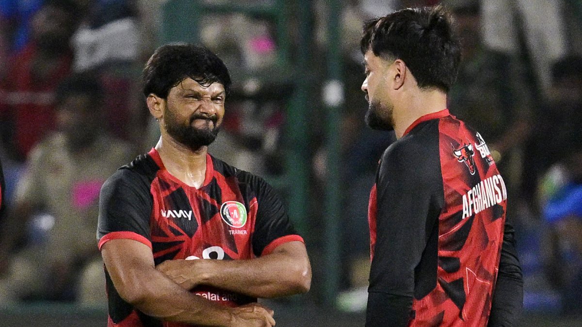 Rashid Khan practices ahead of second T20I against India
