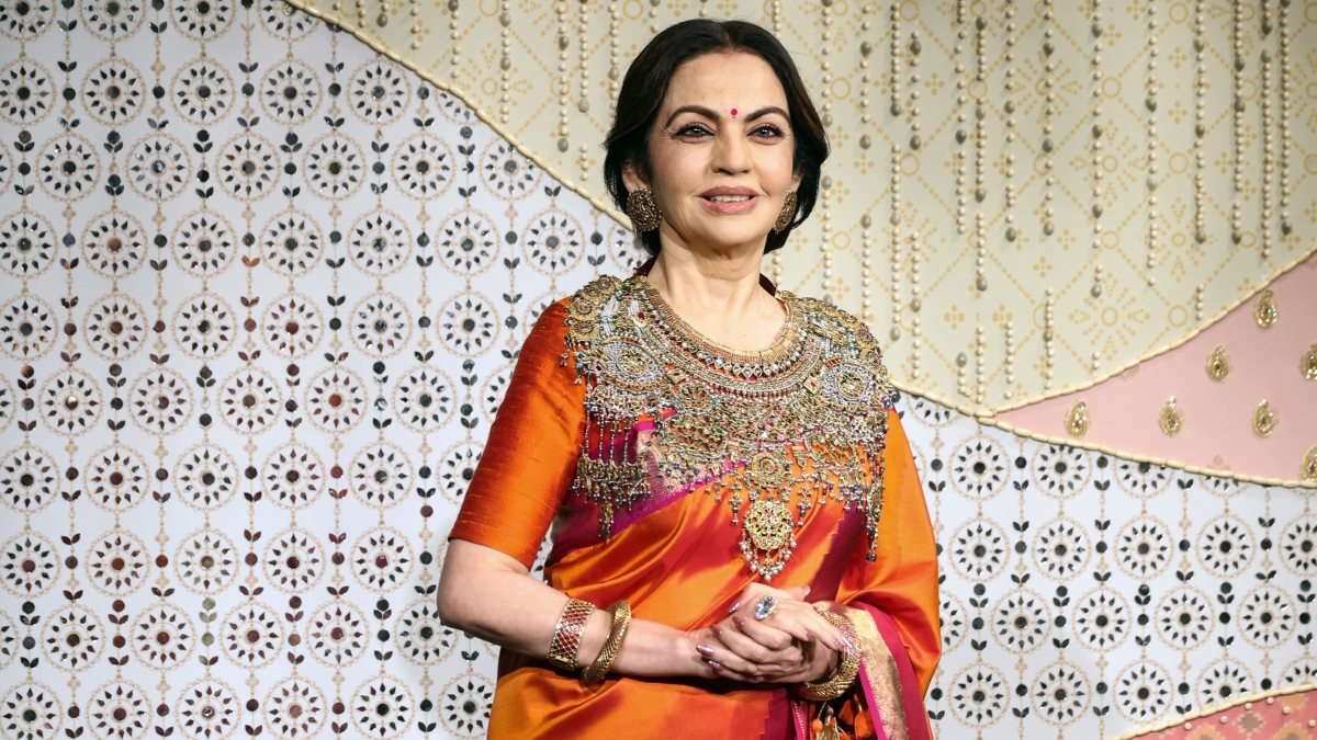 Nita Ambani attends Ganesh Chaturthi celebration at Antilia
