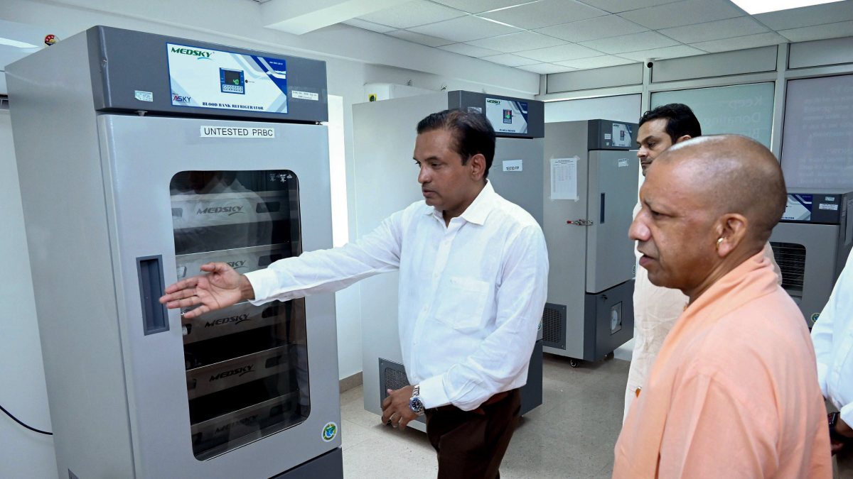 Yogi Adityanath inspects blood centre in Gorakhpur