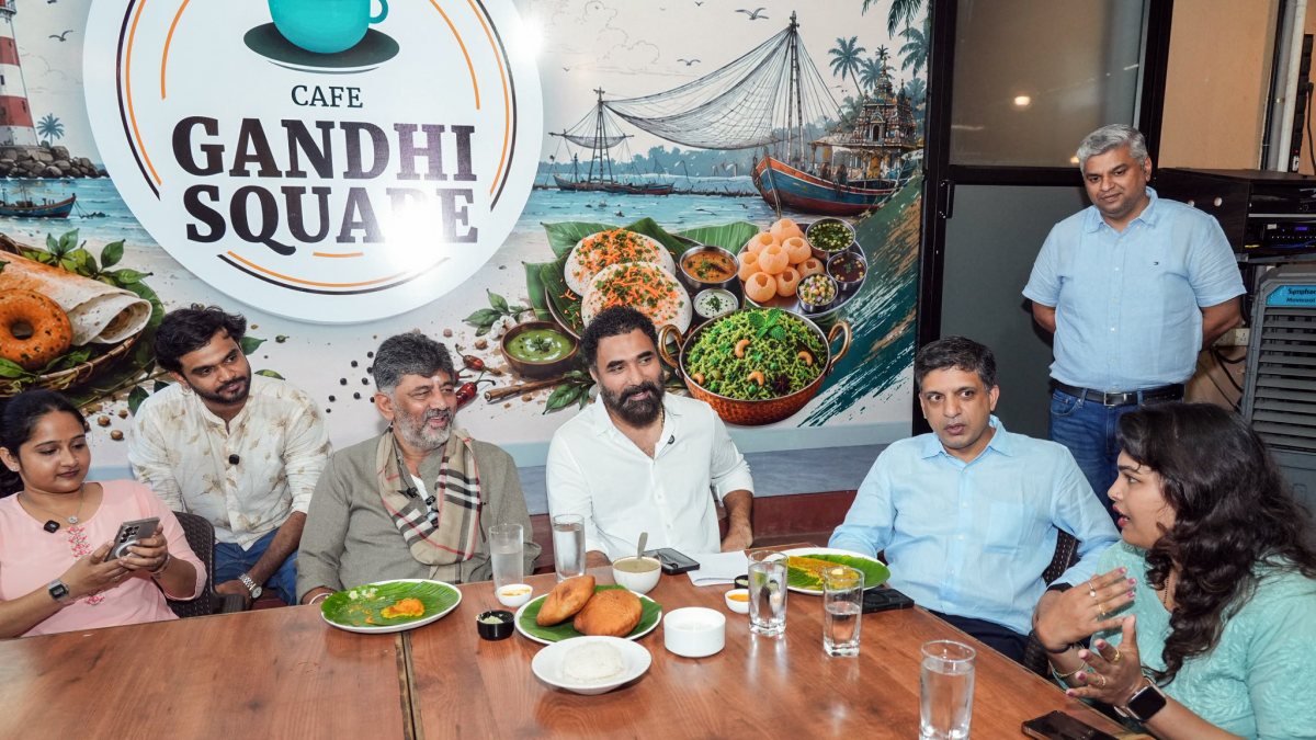 Karnataka CM meets young creators in Mangaluru