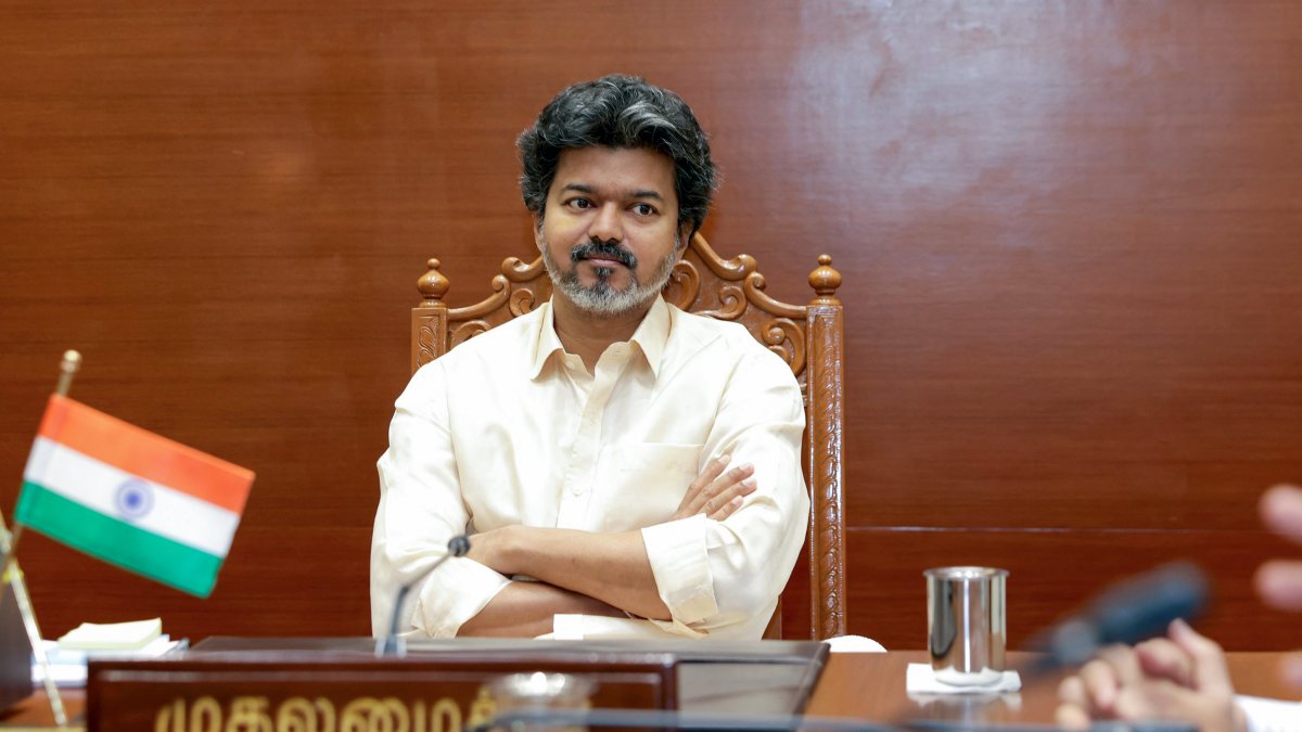 Tamil Nadu CM chairs review meeting on morning meal scheme