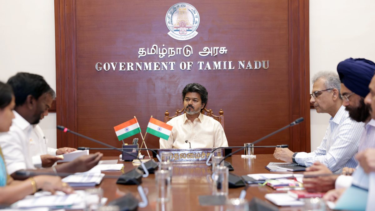 Tamil Nadu CM chairs review meeting on morning meal scheme expansion