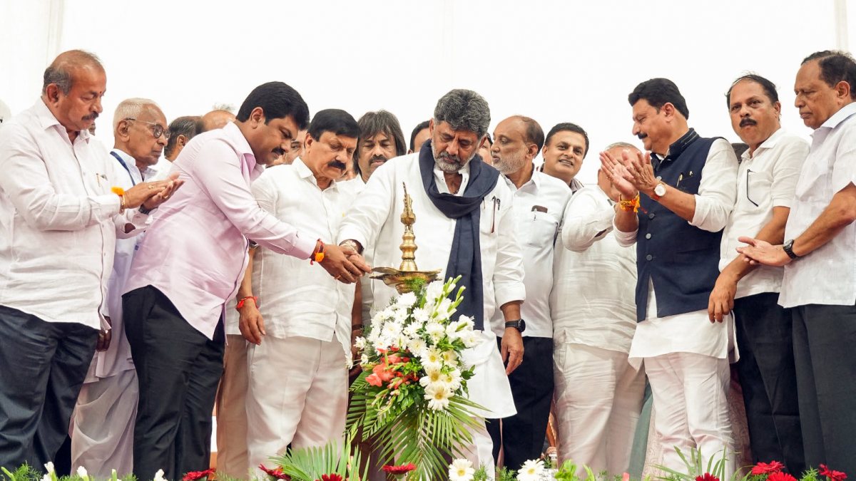 Karnataka CM Shivakumar attends Kasturi Rangan Report meeting in Shivamogga