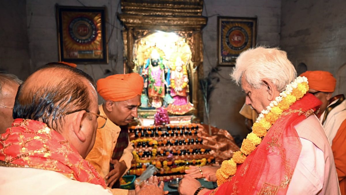 Jammu and Kashmir LG lays foundation stones for temple restoration in Samba