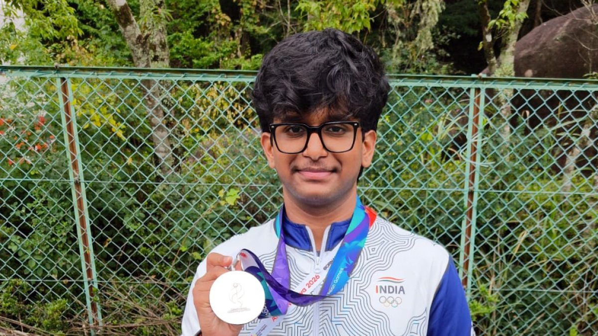 Parth Mane shows silver medal at Asian Games 2026