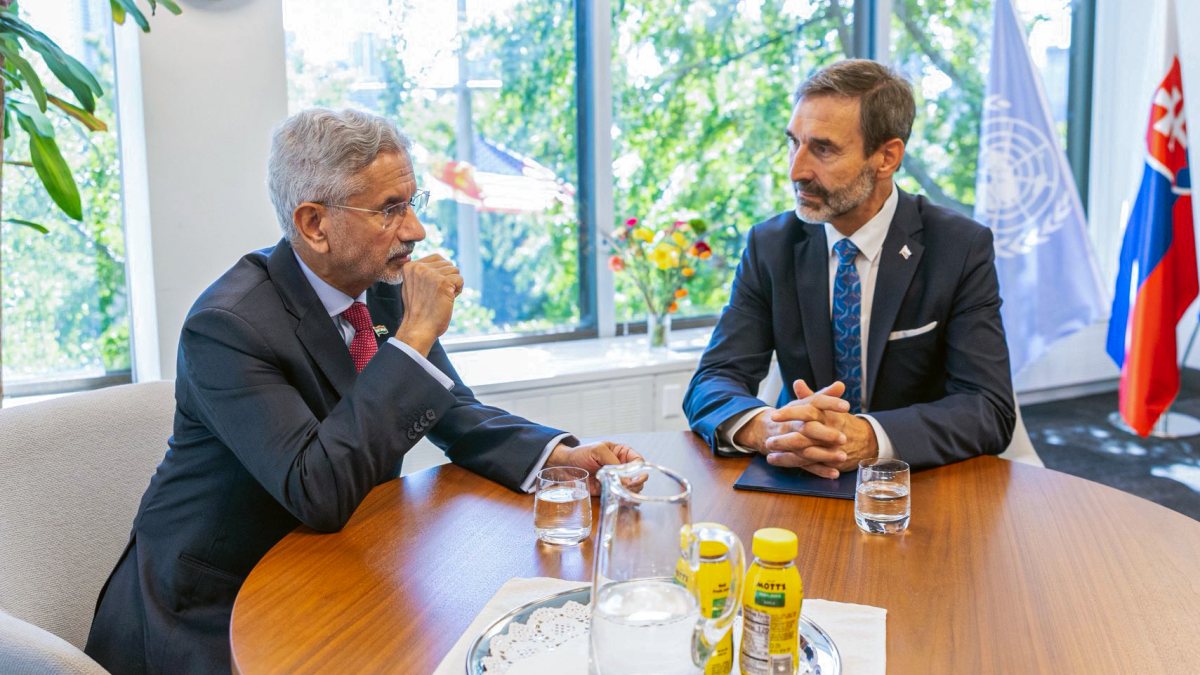 Jaishankar meets Slovak foreign minister at V4 India meeting in New York