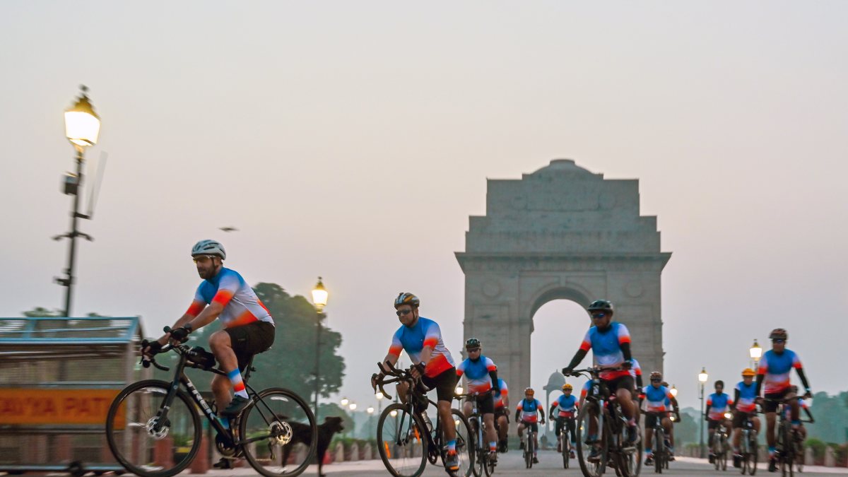 IAF bicycle expedition reaches Kartavya Path for final leg