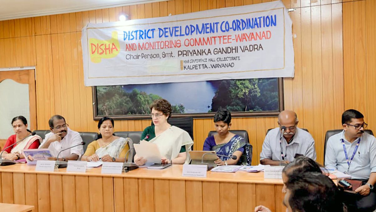 Priyanka Gandhi addresses electricity committee meeting in Wayanad