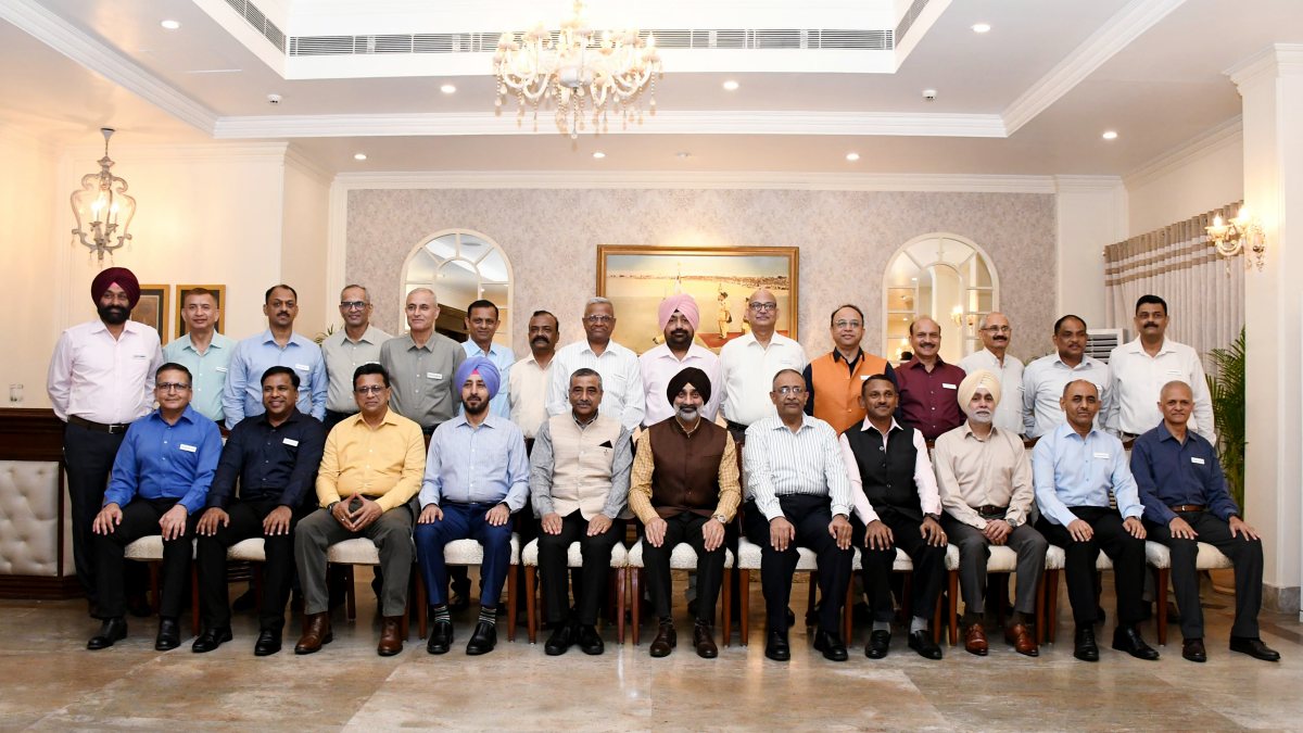 Air chief marshal AP Singh poses with superannuating officers