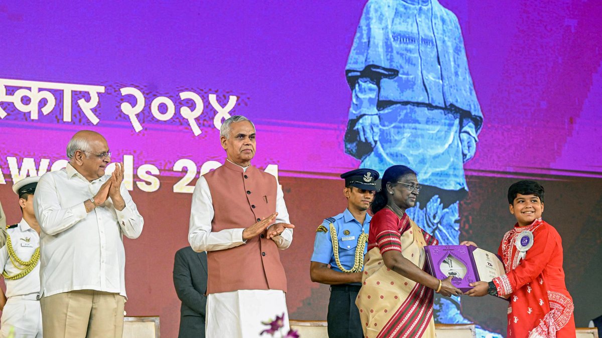 President Murmu presents Best Child Artist award at National Film Awards