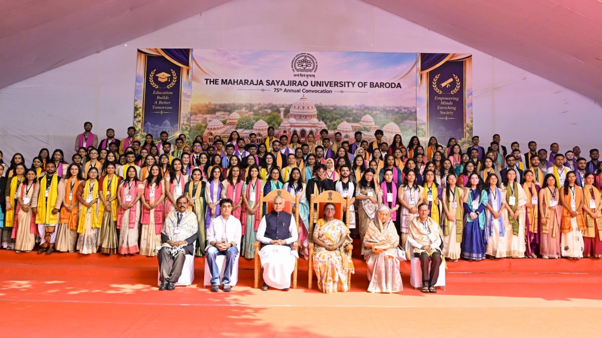 President Murmu attends 75th convocation of MS University Baroda