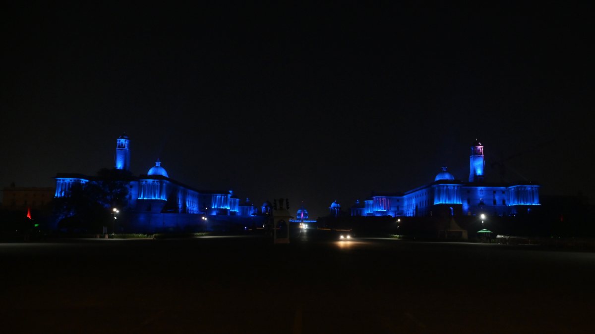 President's House North and South Blocks lit blue for Sign Language Day