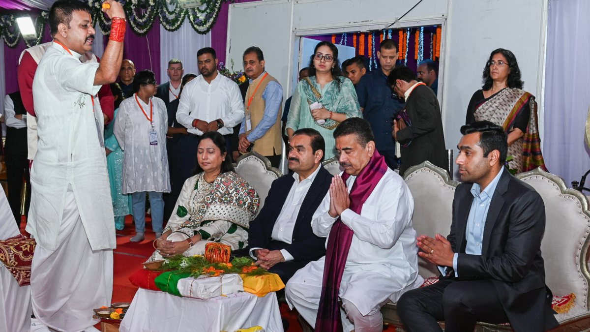 Adani family lays foundation stone for Kolkata hospital