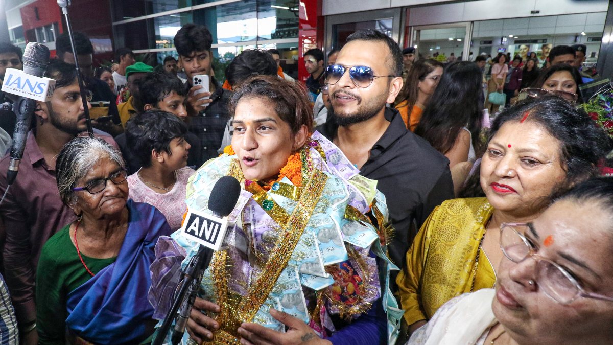 Asian Games MMA bronze medallist Suchika Tariyal returns to warm welcome