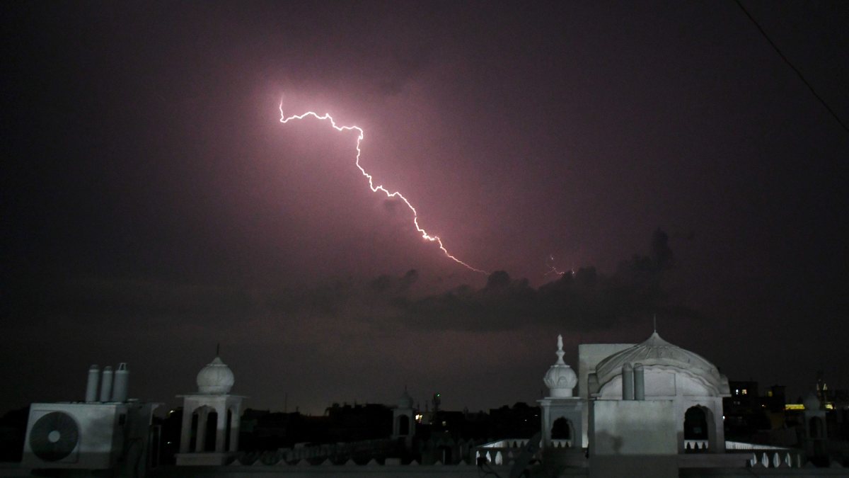 Lightning streaks across Patna sky amid monsoon rains
