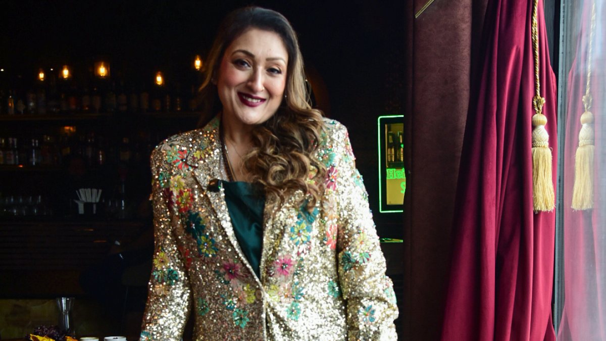 Sunita Ahuja poses at Open Heart Conversation event in Kolkata