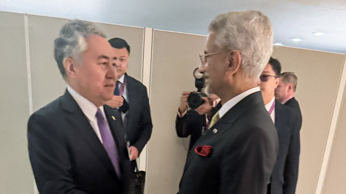 Jaishankar meets Kyrgyz counterpart on UNGA sidelines in New York