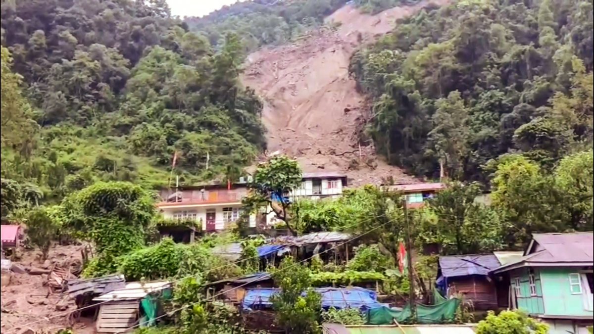 Sikkim landslide damages over 32 houses in Rimbi village