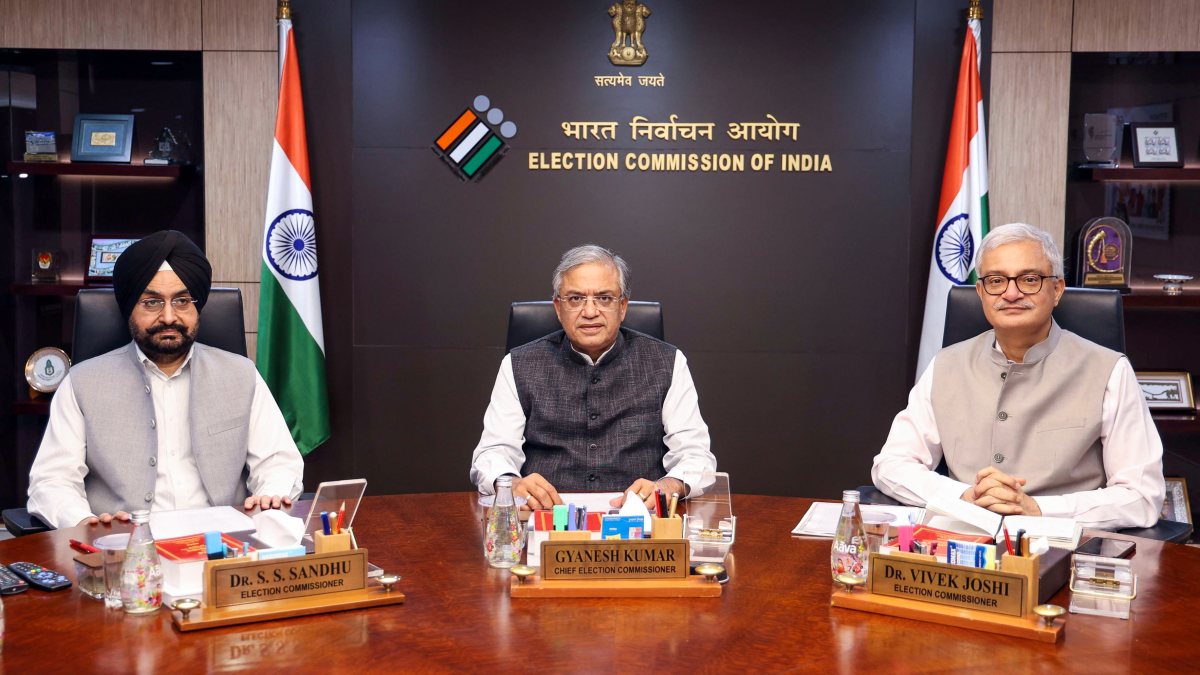 CEC Gyanesh Kumar and election commissioners meet at Nirvachan Sadan