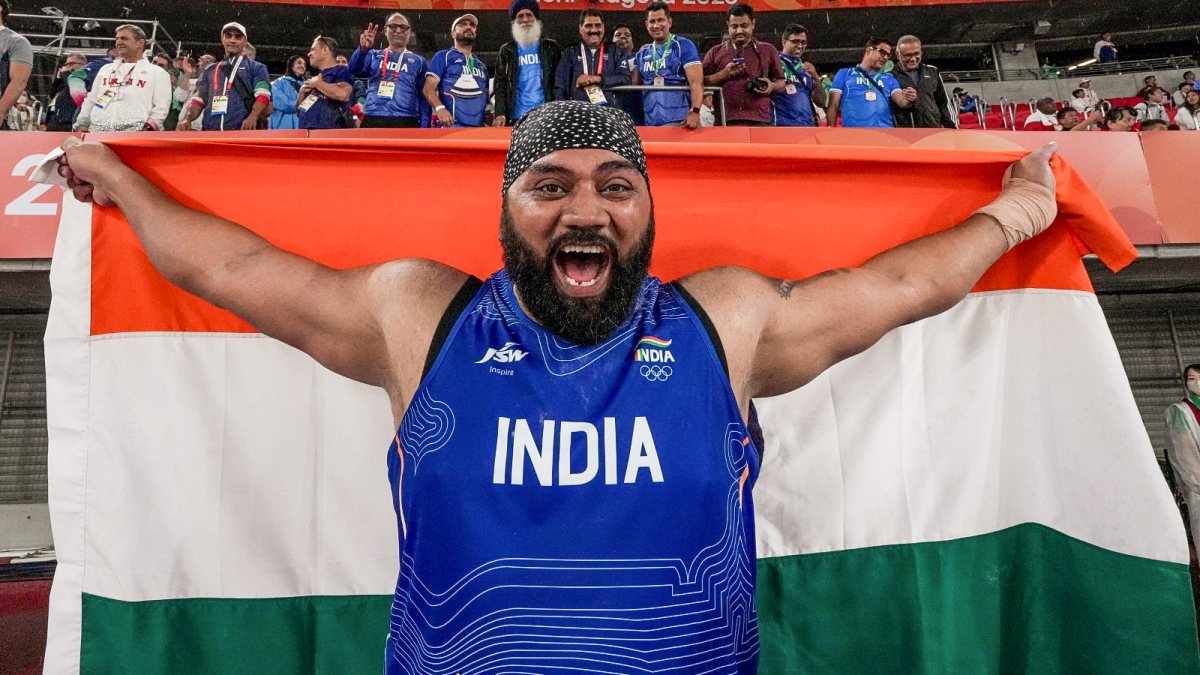 PM Modi congratulates Tajinderpal Singh Toor on Asian Games silver