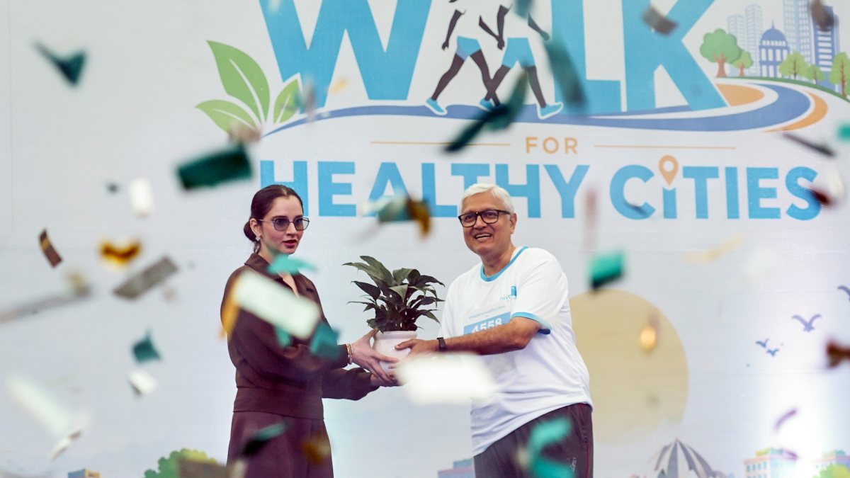 Sania Mirza felicitated at Walk for Healthy Cities event in Delhi