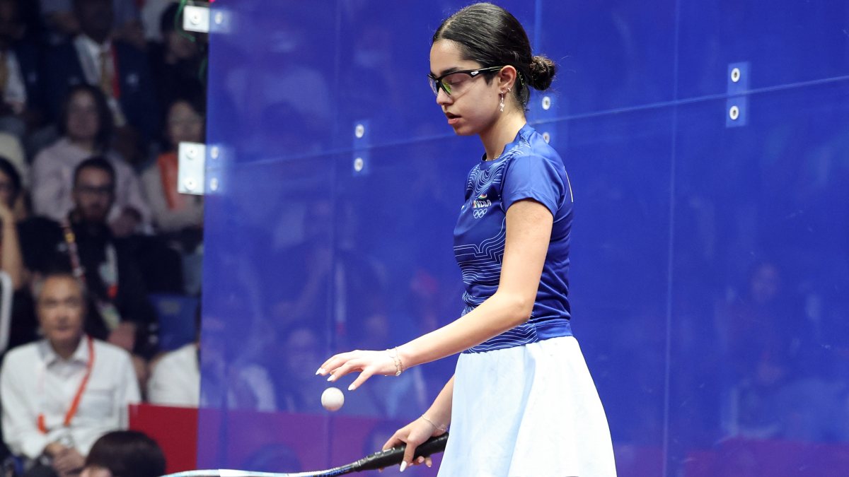 Anahat Singh plays Sivasangari in Asian Games squash final
