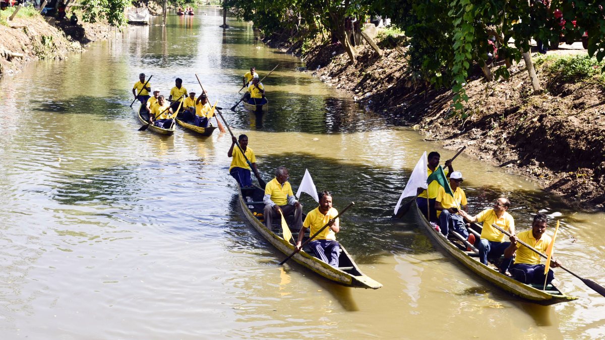Boat rally held on World Rivers Day in Guwahati