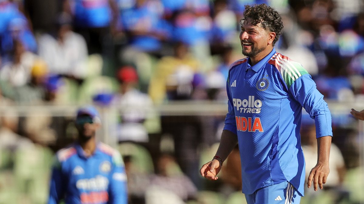 Kuldeep Yadav celebrates wicket of Jewel Andrew in 1st ODI