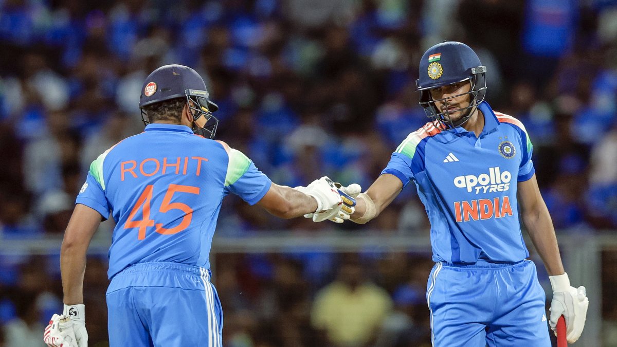 Rohit Sharma and Shubman Gill celebrate partnership in 1st ODI