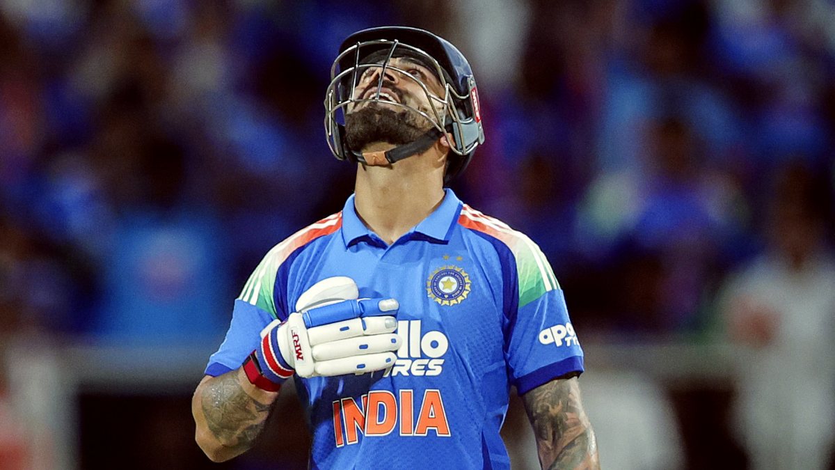 Virat Kohli celebrates 15000 ODI runs in Thiruvananthapuram
