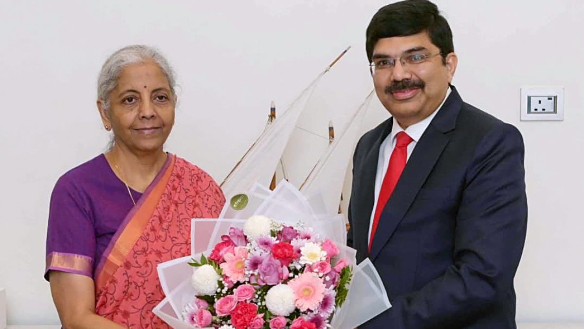 Indian envoy felicitates Nirmala Sitharaman in Doha