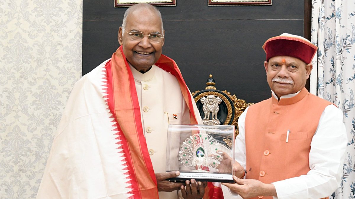 Telangana governor honours former president Kovind in Hyderabad