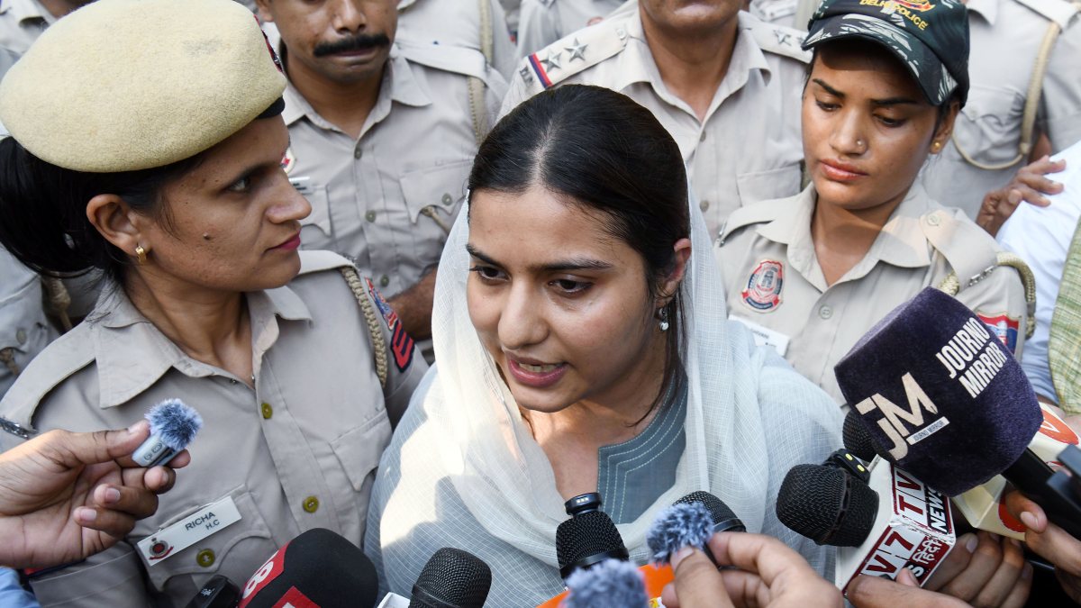 Samajwadi MP Iqra Hasan protests at Jantar Mantar over SIR