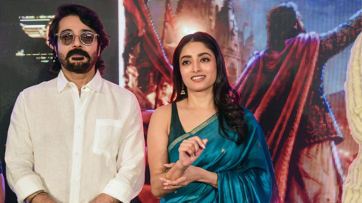 Prosenjit Chatterjee and Ishaa Saha attend Jadukar Satyacharan teaser launch in Kolkata