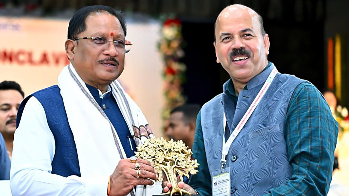 Chhattisgarh CM Vishnu Deo Sai felicitated at youth conclave in Raipur