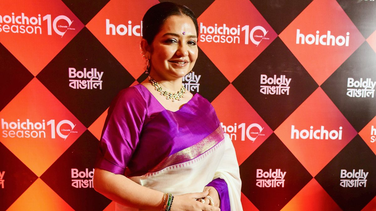 June Malia attends Hoichoi Season 10 celebration in Kolkata