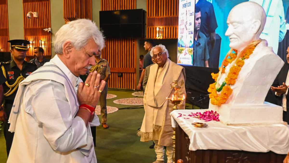 J&K LG Manoj Sinha pays tribute to Mahatma Gandhi in Srinagar