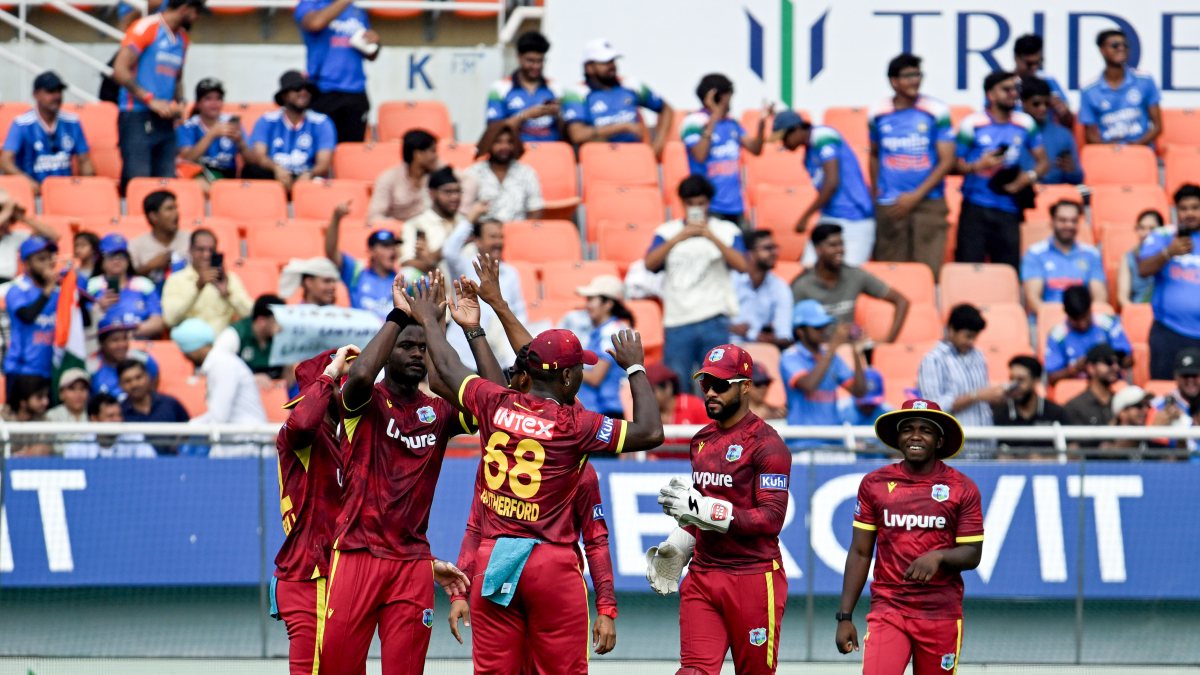 West Indies celebrate Shubman Gill wicket in 3rd ODI
