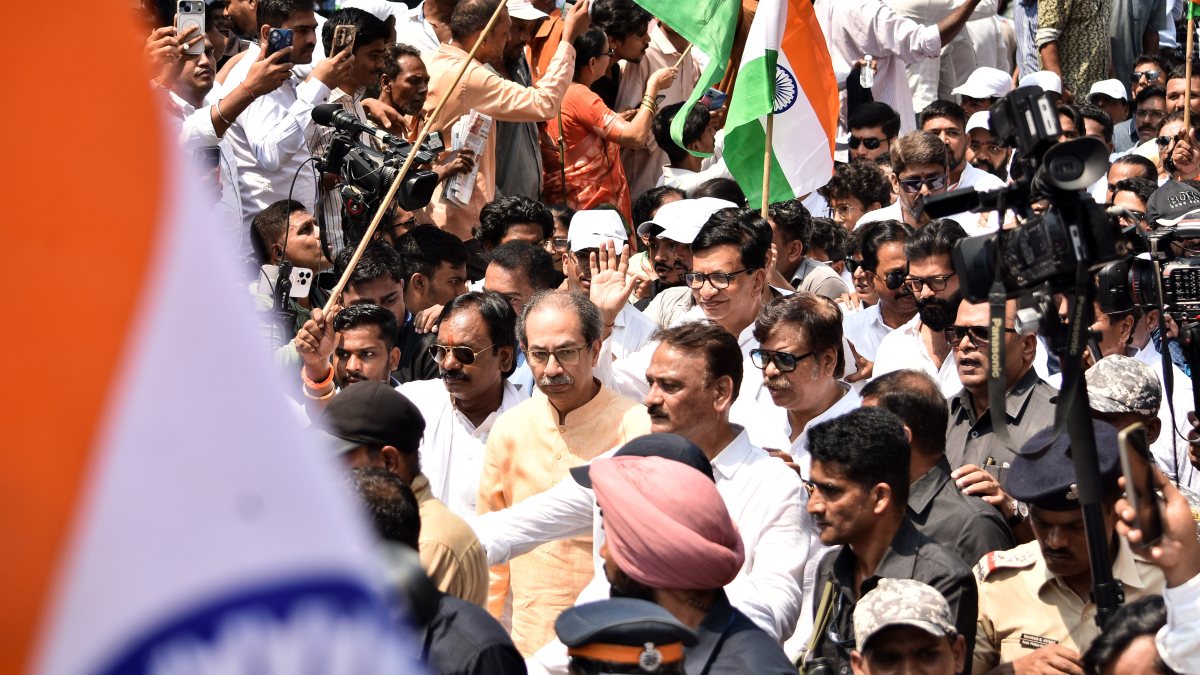 Uddhav Thackeray joins Garjana protest at CSMT in Mumbai