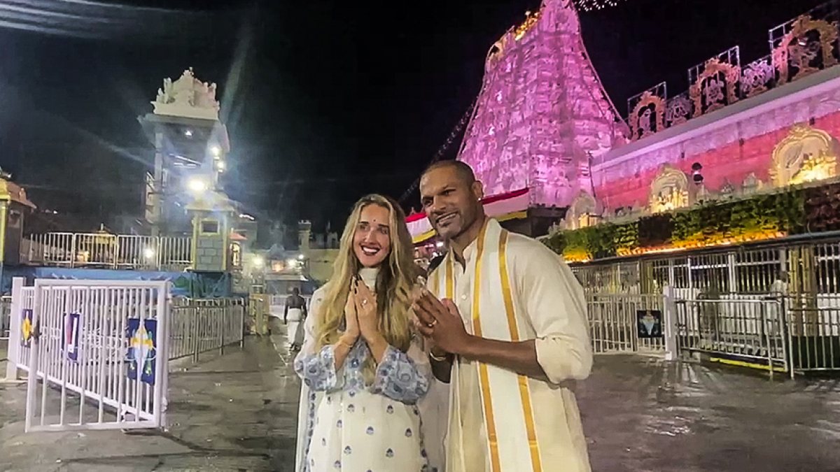 Shikhar Dhawan and wife offer prayers at Tirumala temple