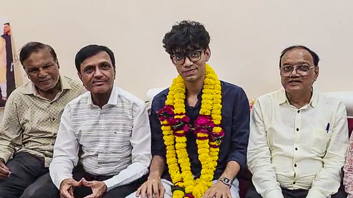 WorldSkills silver medalist Kovid Gangrade gets warm homecoming in Khandwa