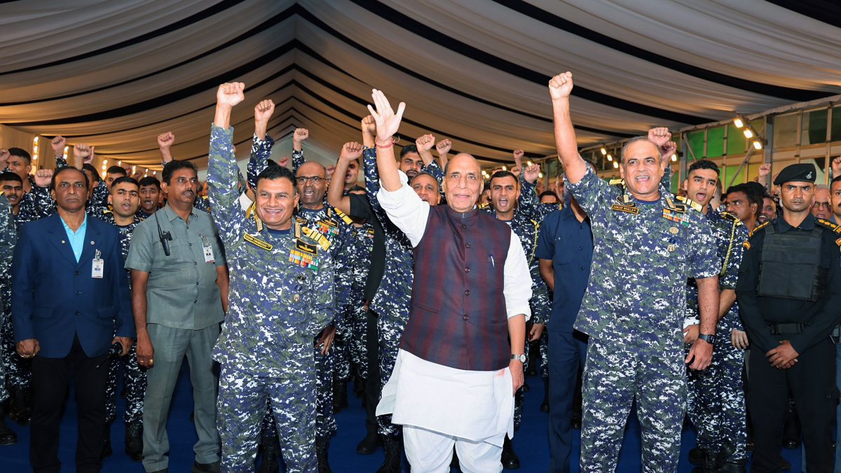 Rajnath Singh attends Badakhana with Navy personnel in Visakhapatnam