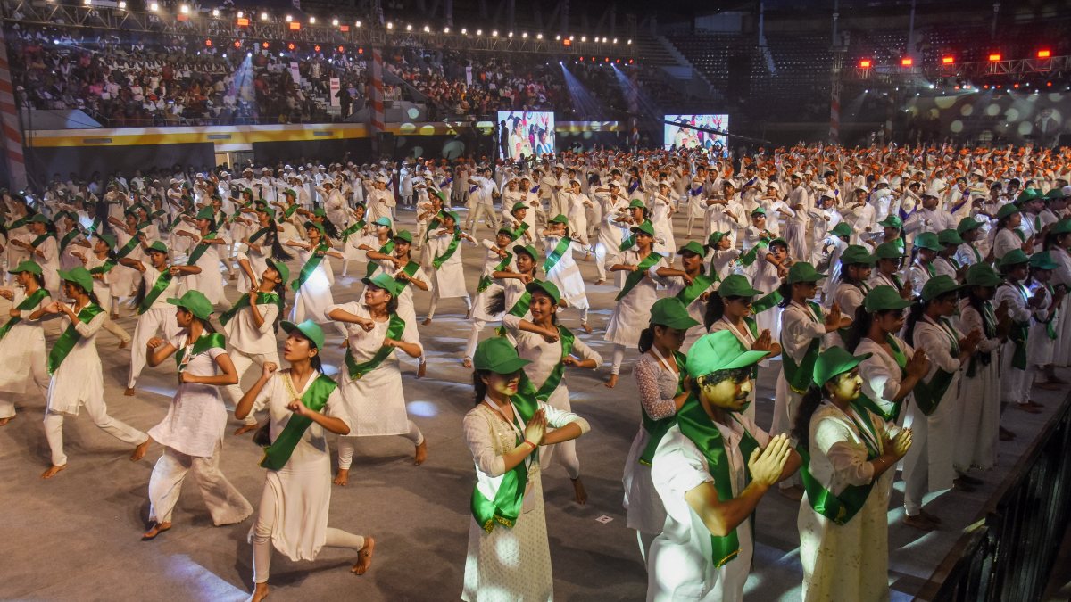 Dancers perform at Seva Sankalp Abhiyaan event in Kolkata