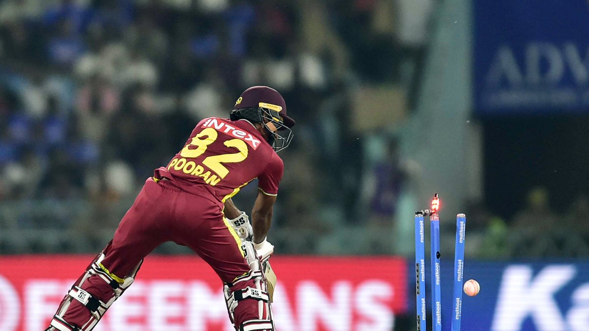 Arshdeep bowls Pooran in first T20I in Lucknow