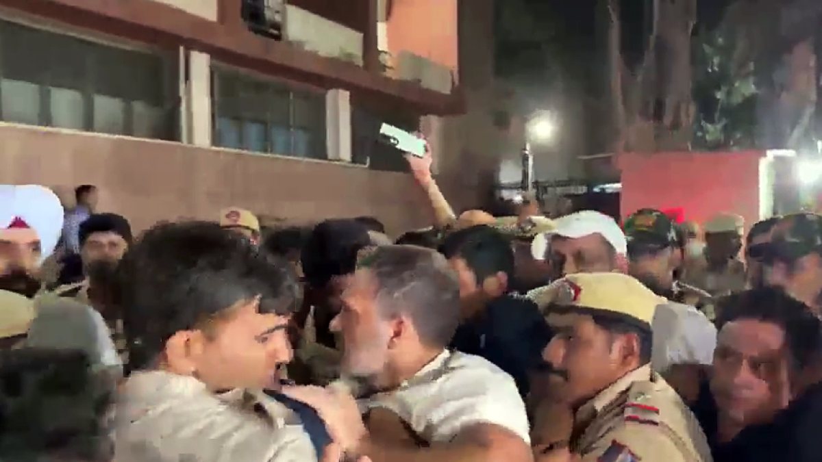 Rahul Gandhi detained during INDIA bloc protest in New Delhi