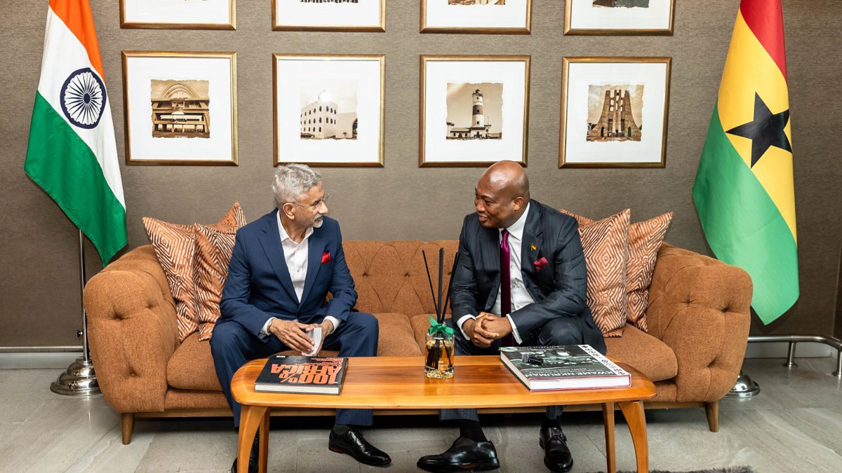 Jaishankar meets Ghana foreign minister in Accra