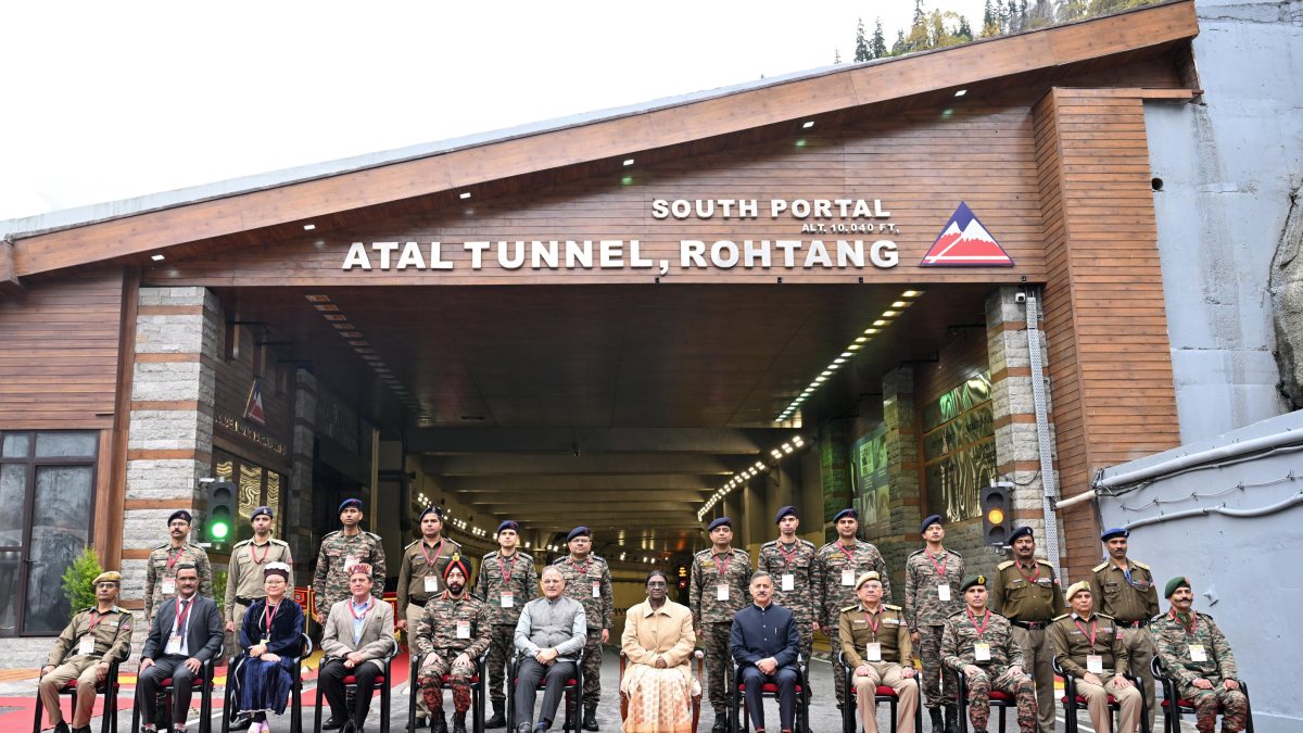 President Murmu visits Atal Tunnel in Kullu